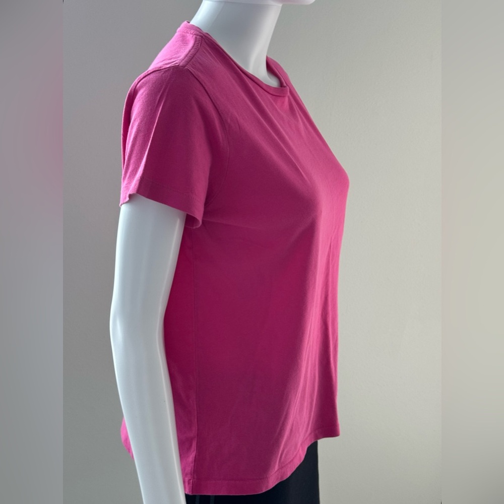 Polo Ralph Lauren Women's T-shirt size L pink color with a round neck. - Picture 6 of 13